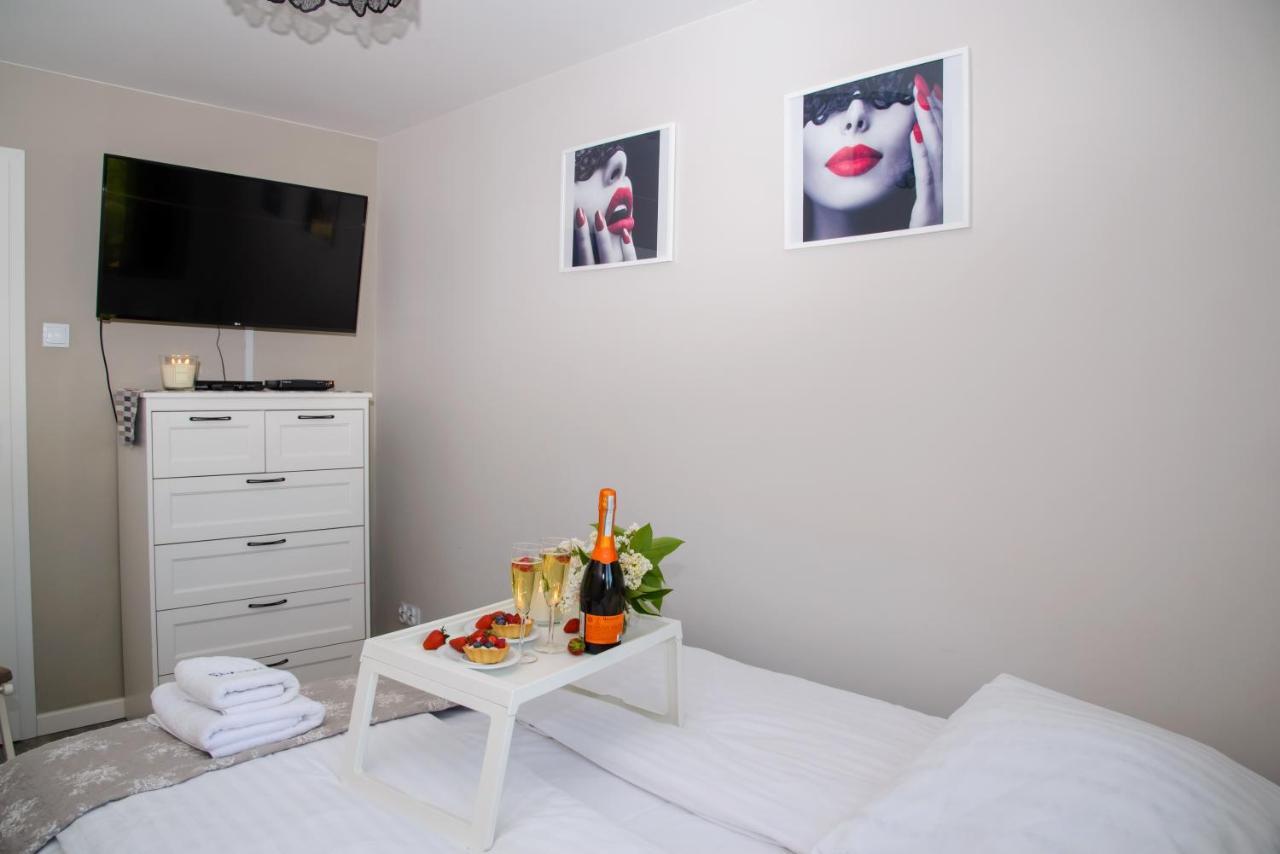 Maya'S Flats & Resorts - Gdansk Szopy Exterior foto